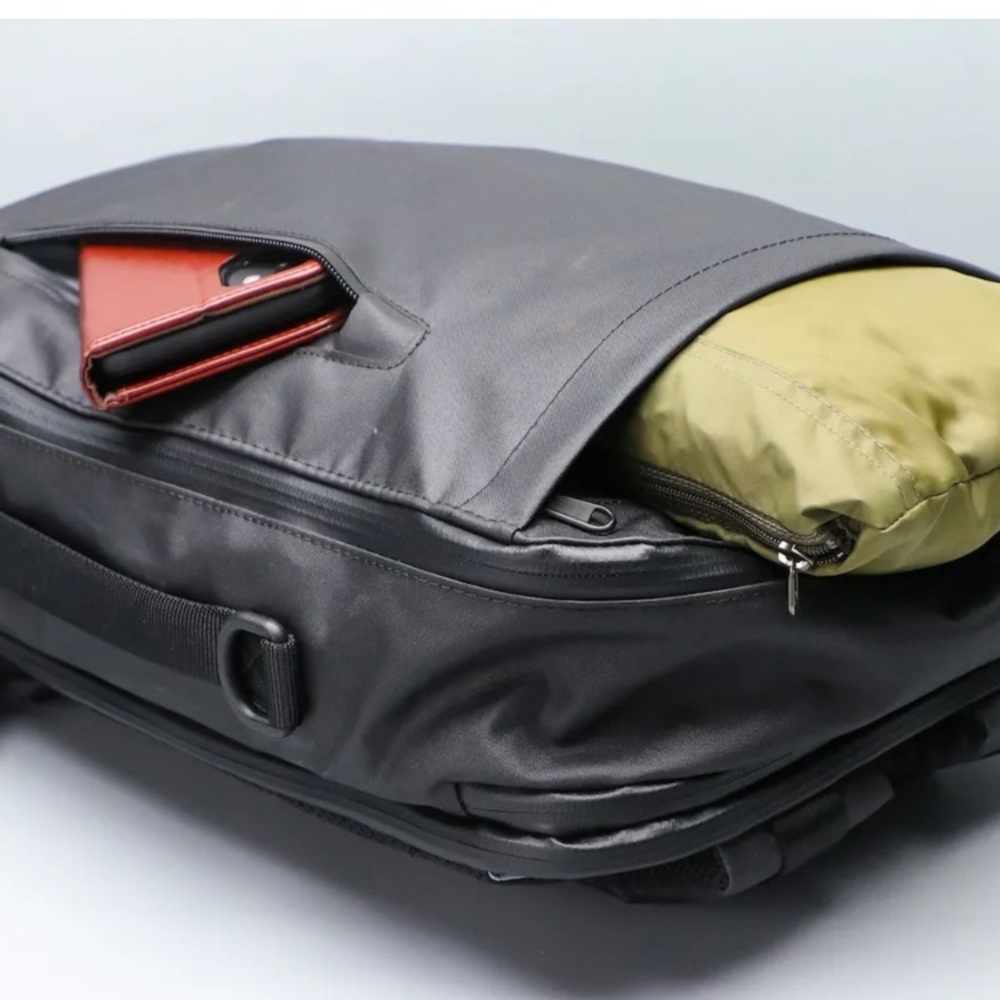 Gravel Travel Day Backpack Black waterproof carry on Laptop 15" Size 17x15"